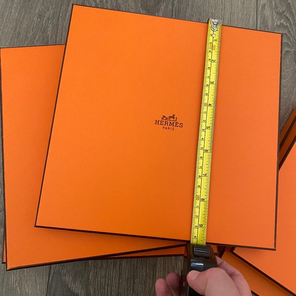 Hermes scarf boxes - Picture 1 of 3